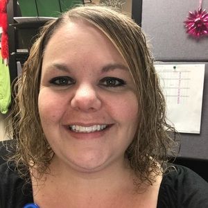 Meet your Posher, Angie